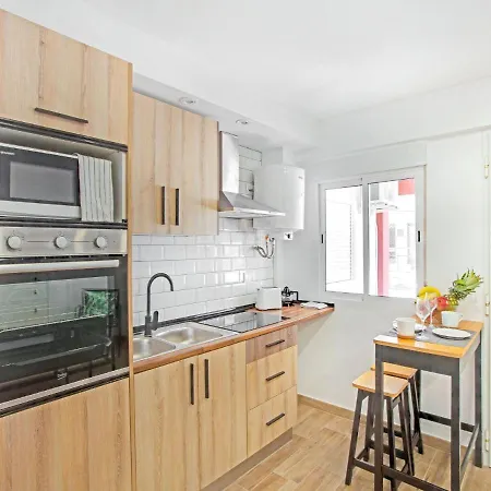 Sunny Apartment In Palma With Private Terrace Apartment *
